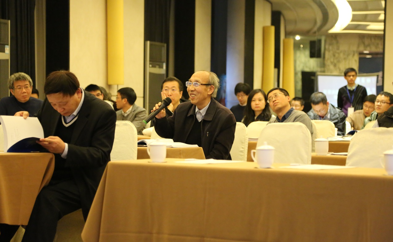 說明: D:\desktop\王輝 發(fā)言.jpg